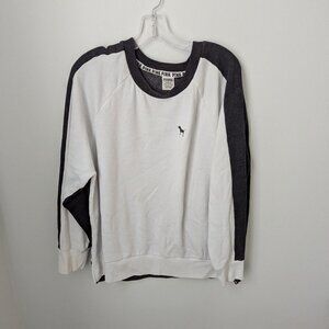 Vintage PINK Victoria's Secret Gray & White Sweatshirt, Large